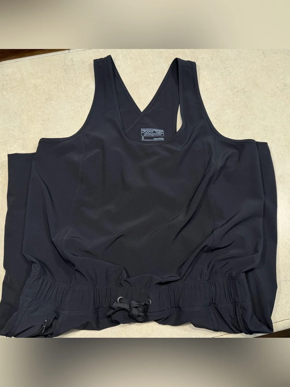 Patagonia SMALL Black Fleetwith Sleeveless Drawstring Jumpsuit NWOT NEVER WORN 😍 - Picture 13 of 16